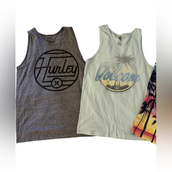 Men’s tank top bundle - Picture 2 of 7